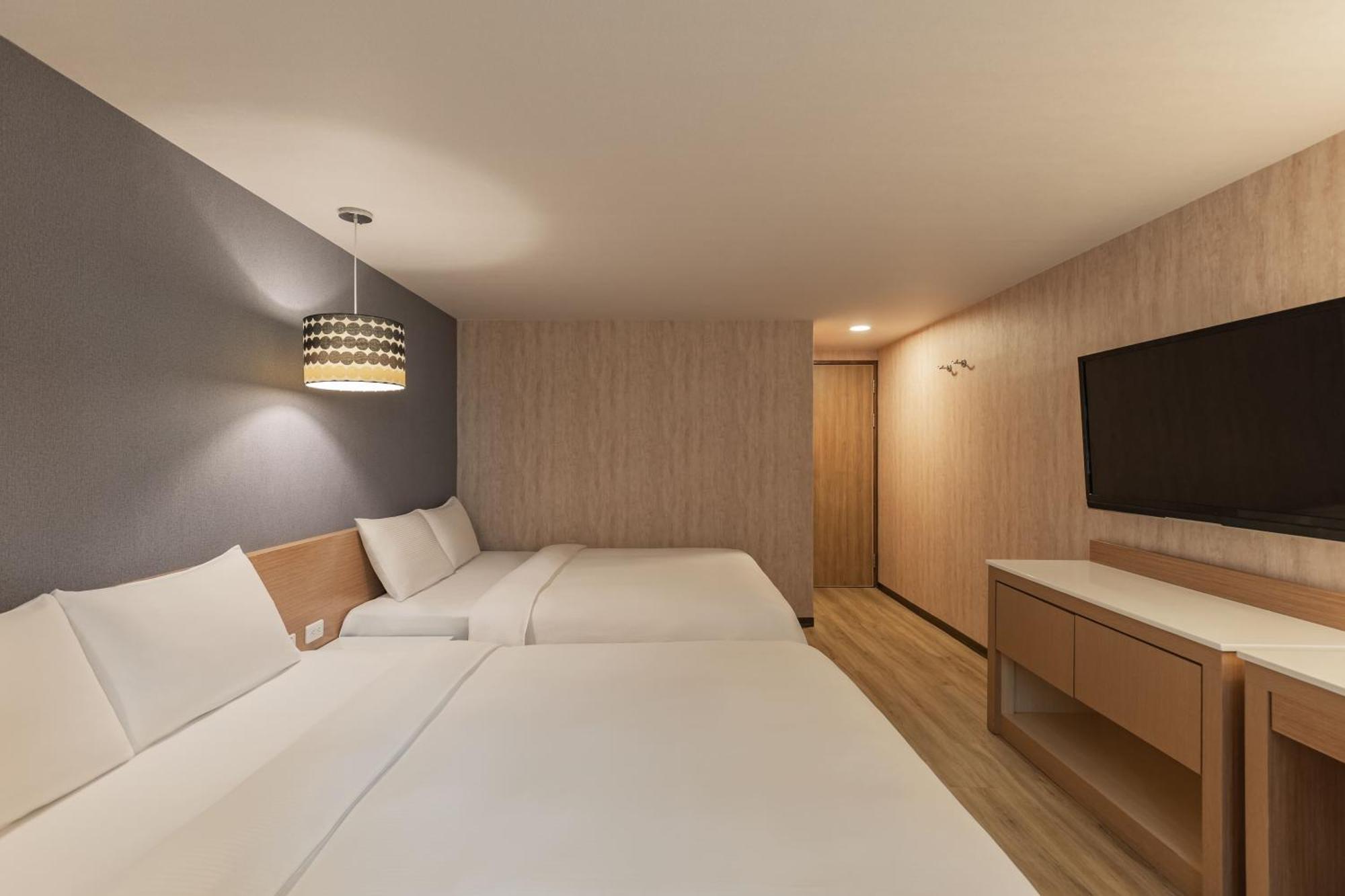 Kindness Hotel - Tainan Chihkan Tower Camera foto