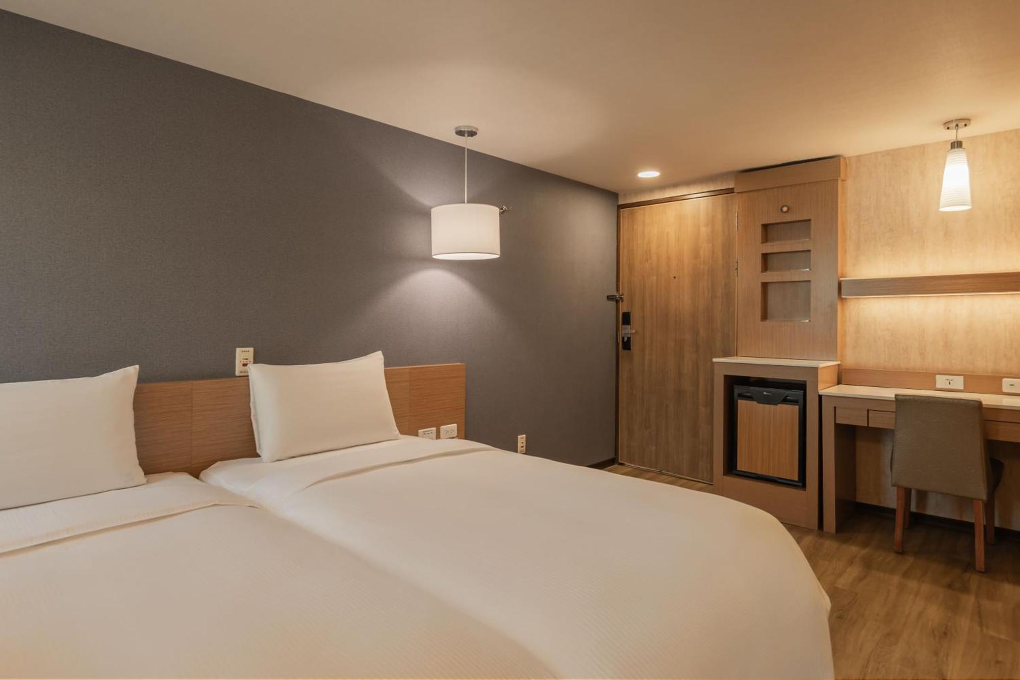 Kindness Hotel - Tainan Chihkan Tower Camera foto